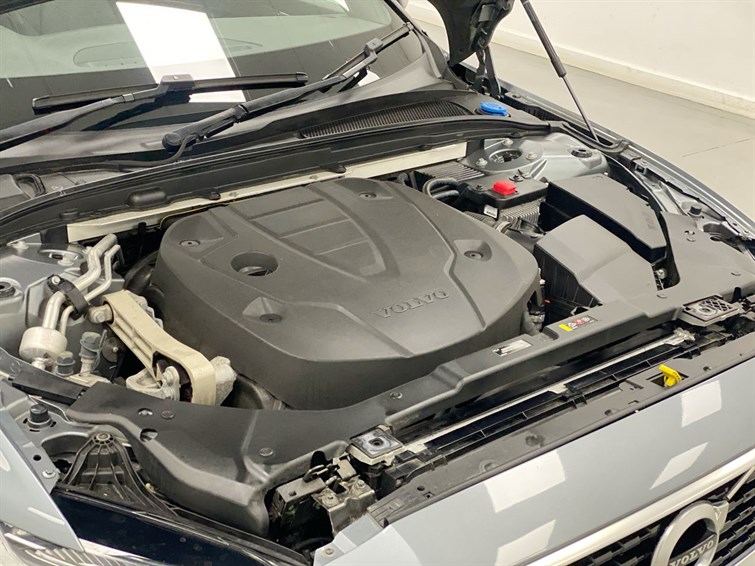 Used Volvo V60 2019 for sale - 77893570: Photo 31