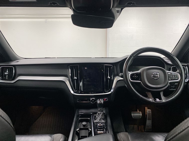 Used Volvo V60 2019 for sale - 77893570: Photo 4