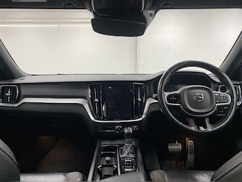 Used Volvo V60 2019 for sale - 77893570: Photo