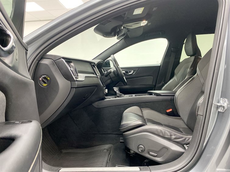 Used Volvo V60 2019 for sale - 77893570: Photo 54