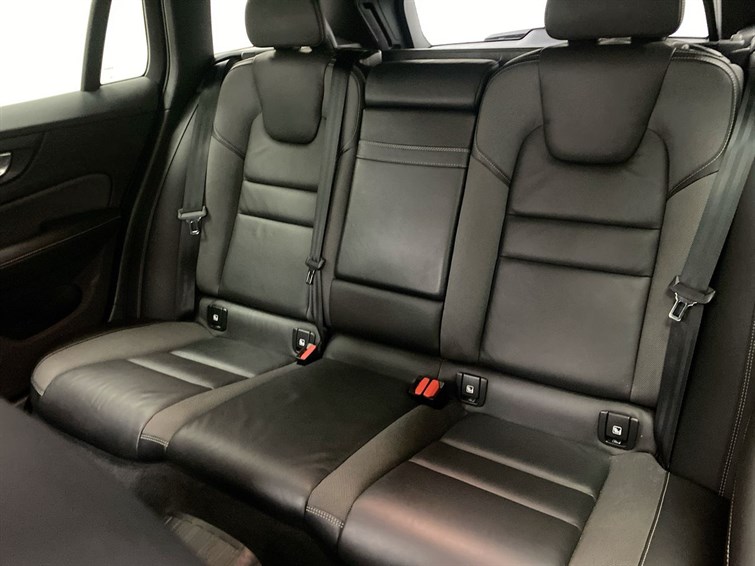 Used Volvo V60 2019 for sale - 77893570: Photo 8