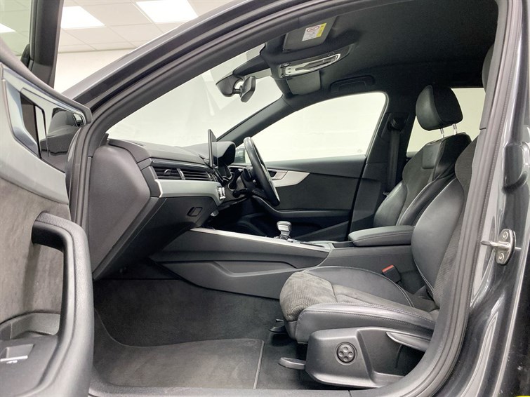 Used Audi A4 2021 for sale - 77659937: Photo 44