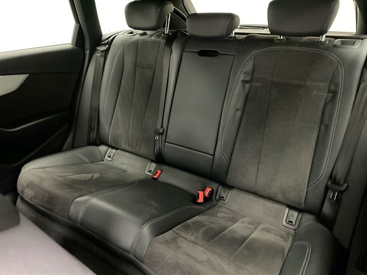 Used Audi A4 2021 for sale - 77659937: Photo 8