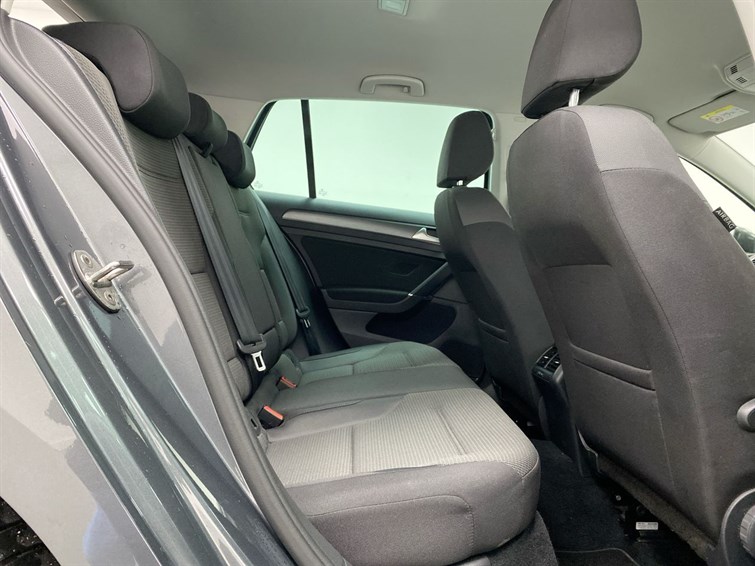 Used Volkswagen Golf 2019 for sale - 77210595: Photo 61