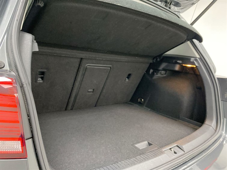 Used Volkswagen Golf 2019 for sale - 77210595: Photo 65