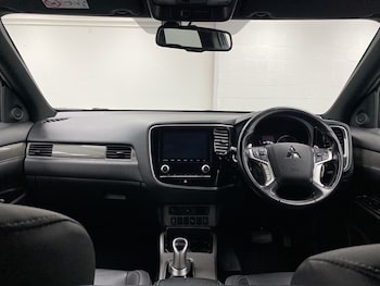 Used Mitsubishi Outlander 2021 for sale - 78293279: Photo