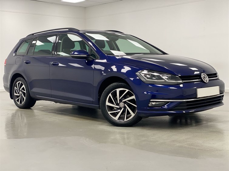 Used Volkswagen Golf 2020 for sale - 77697709: Photo 1