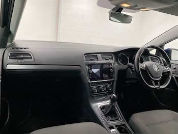 Used Volkswagen Golf 2020 for sale - 77697709: Photo