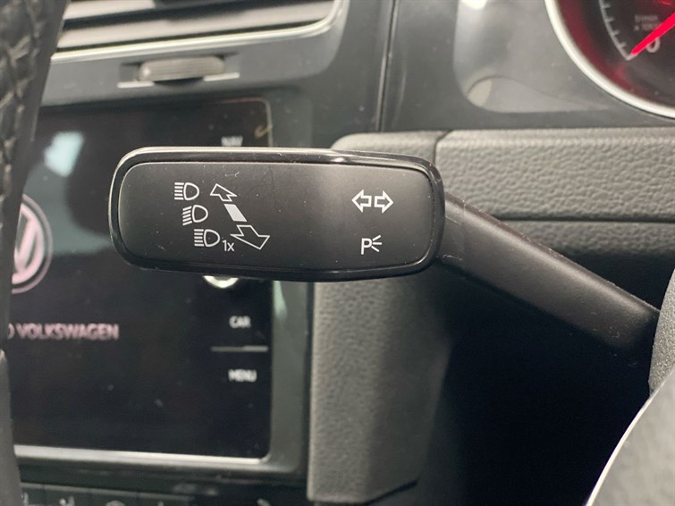 Used Volkswagen Golf 2020 for sale - 77697709: Photo 39