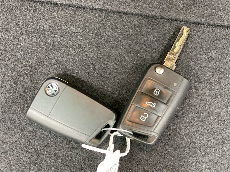 Used Volkswagen Golf 2020 for sale - 77697709: Photo 60