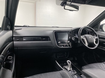 Used Mitsubishi Outlander 2020 for sale - 79226448: Photo