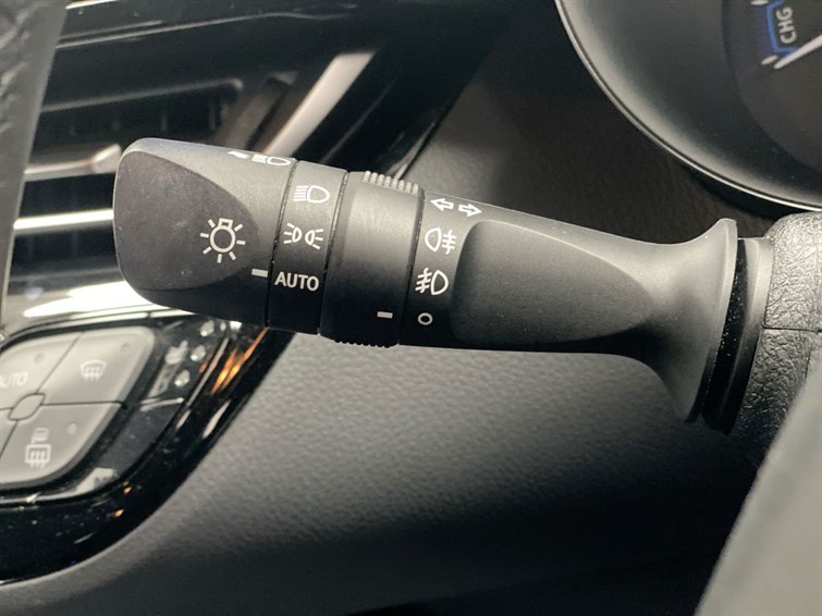 Used Toyota C-HR 2019 for sale - 77525698: Photo 39