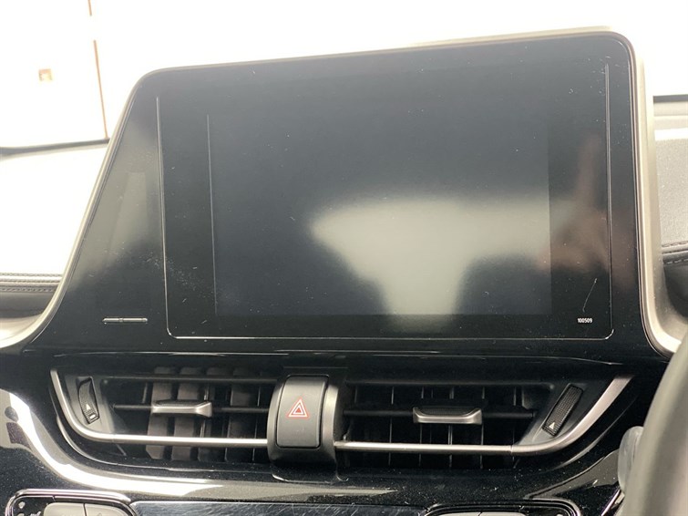 Used Toyota C-HR 2019 for sale - 77525698: Photo 45