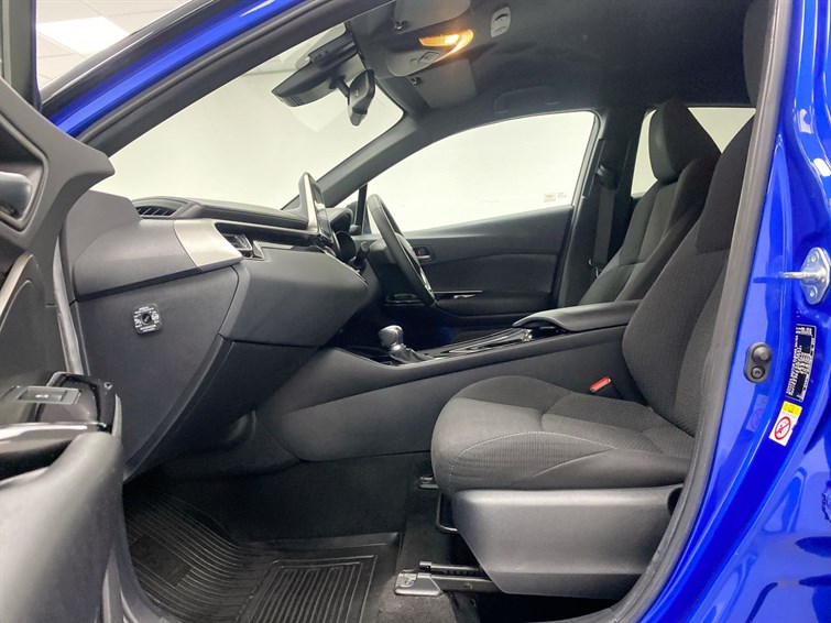 Used Toyota C-HR 2019 for sale - 77525698: Photo 53