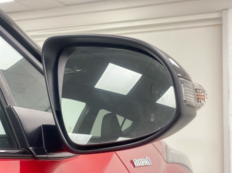 Used Toyota C-HR 2021 for sale - 77210602: Photo 26