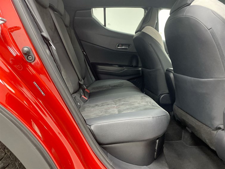 Used Toyota C-HR 2021 for sale - 77210602: Photo 63