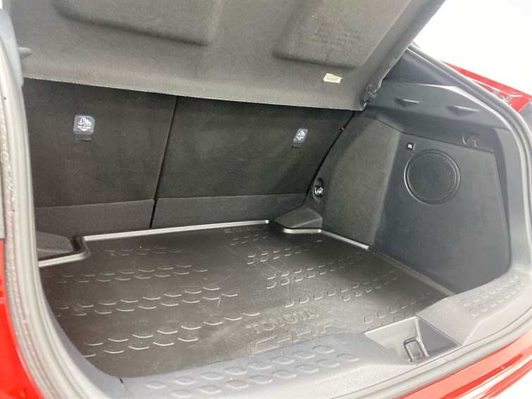 Used Toyota C-HR 2021 for sale - 77210602: Photo 67