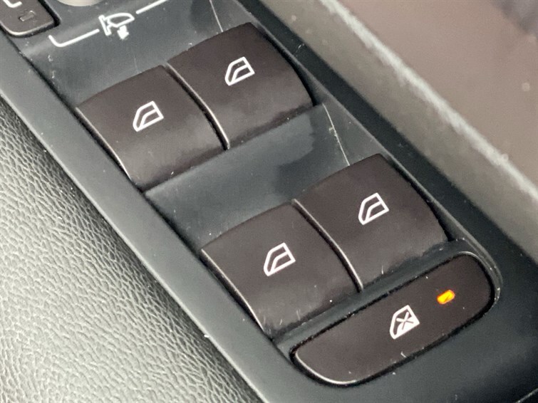 Used Volvo XC40 2019 for sale - 77470295: Photo 34