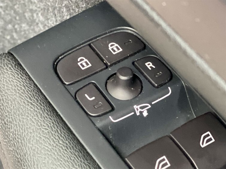 Used Volvo XC40 2019 for sale - 77470295: Photo 35