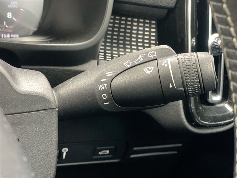 Used Volvo XC40 2019 for sale - 77470295: Photo 42