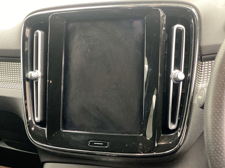 Used Volvo XC40 2019 for sale - 77470295: Photo 45