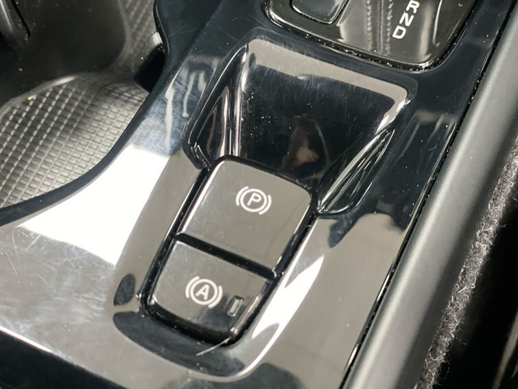 Used Volvo XC40 2019 for sale - 77470295: Photo 52