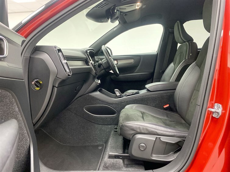 Used Volvo XC40 2019 for sale - 77470295: Photo 54