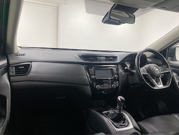 Used Nissan X-Trail 2020 for sale - 79305427: Photo