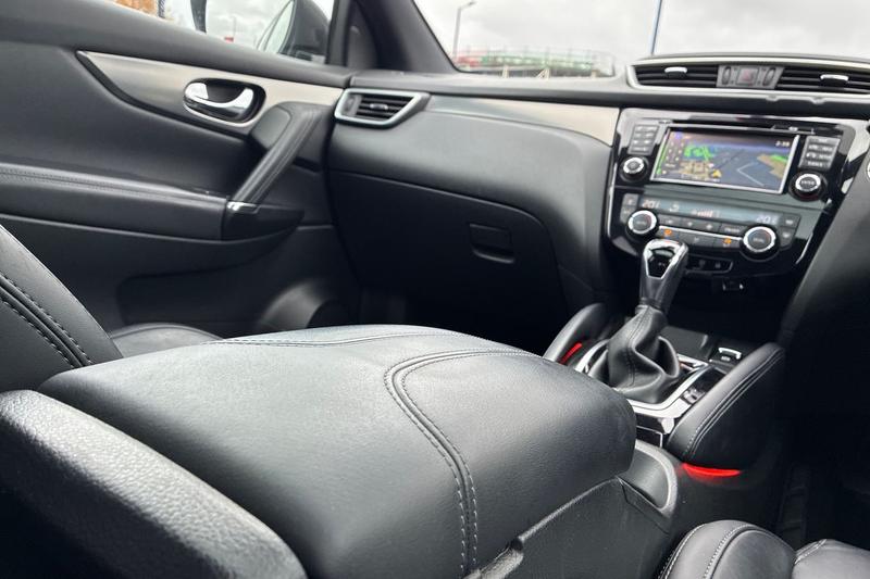 Used Nissan Qashqai 2018 for sale - 76551770: Photo 14