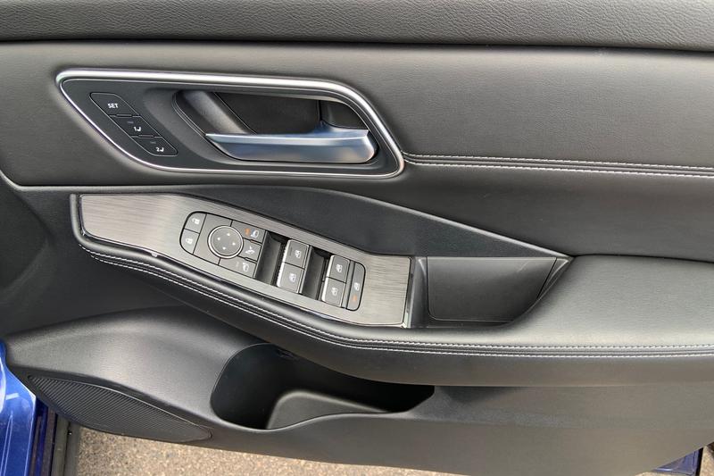 Used Nissan X-Trail 2024 for sale - 76616259: Photo 16