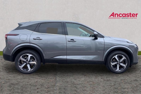 Used Nissan Qashqai 2021 for sale - 76234734: Photo 2