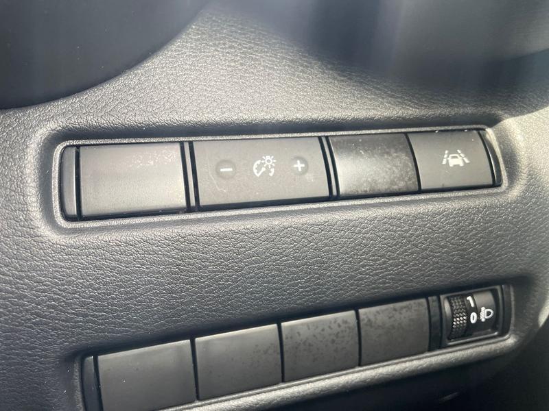 Used Nissan Juke 2023 for sale - 78206301: Photo 31