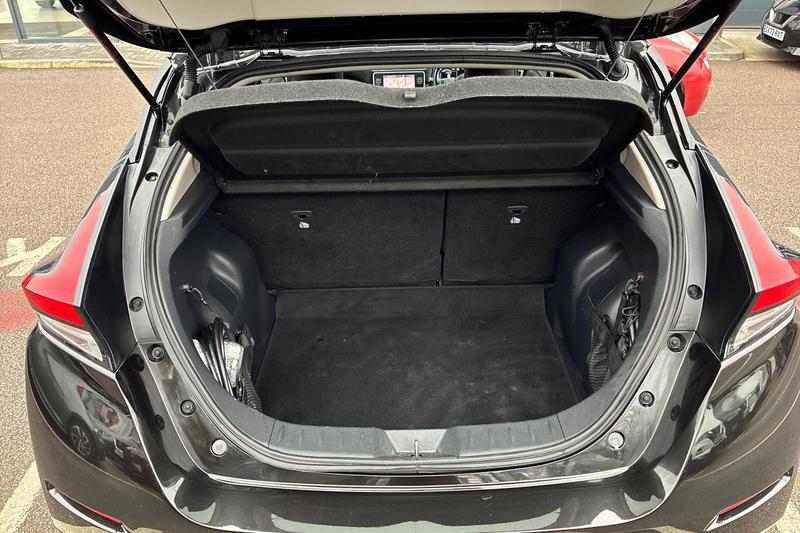 Used Nissan Leaf 2021 for sale - 77910370: Photo 24