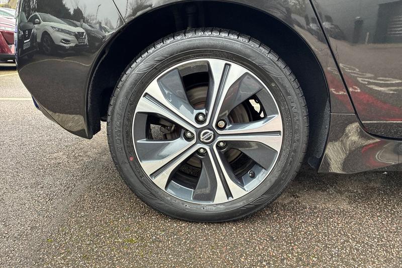 Used Nissan Leaf 2021 for sale - 77910370: Photo 9