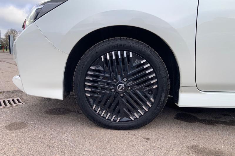 Used Nissan Leaf 2022 for sale - 77161046: Photo 9