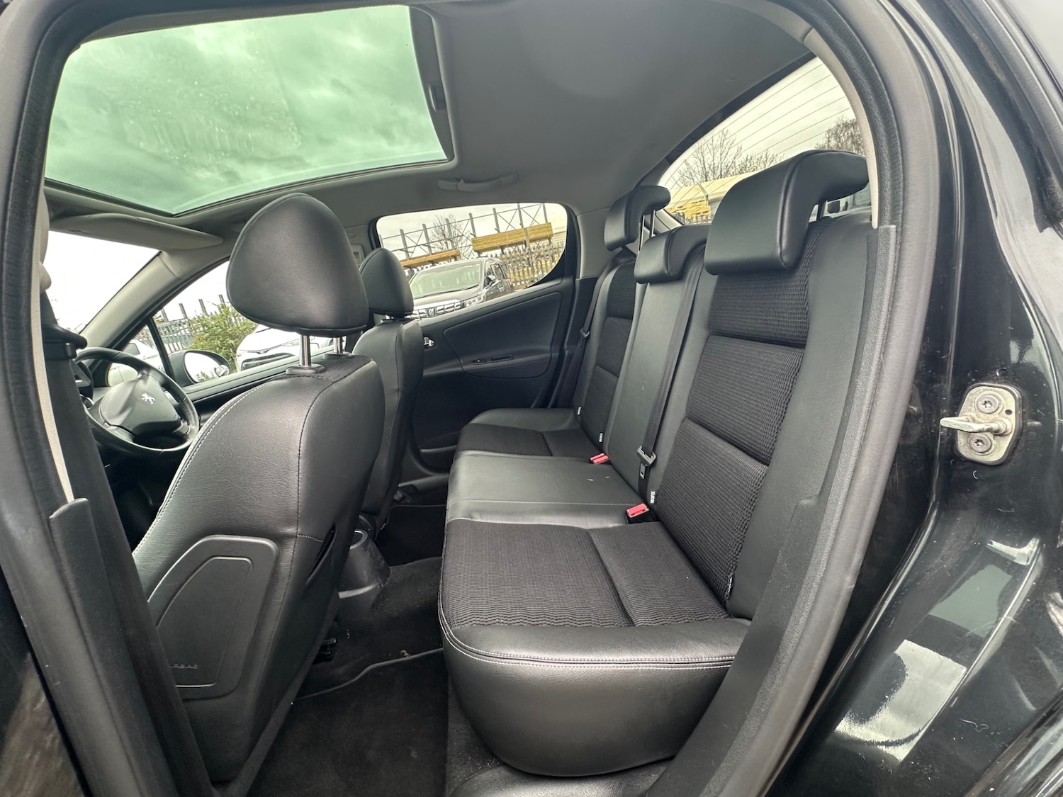 Used Peugeot 207 2012 for sale - 78061701: Photo 16