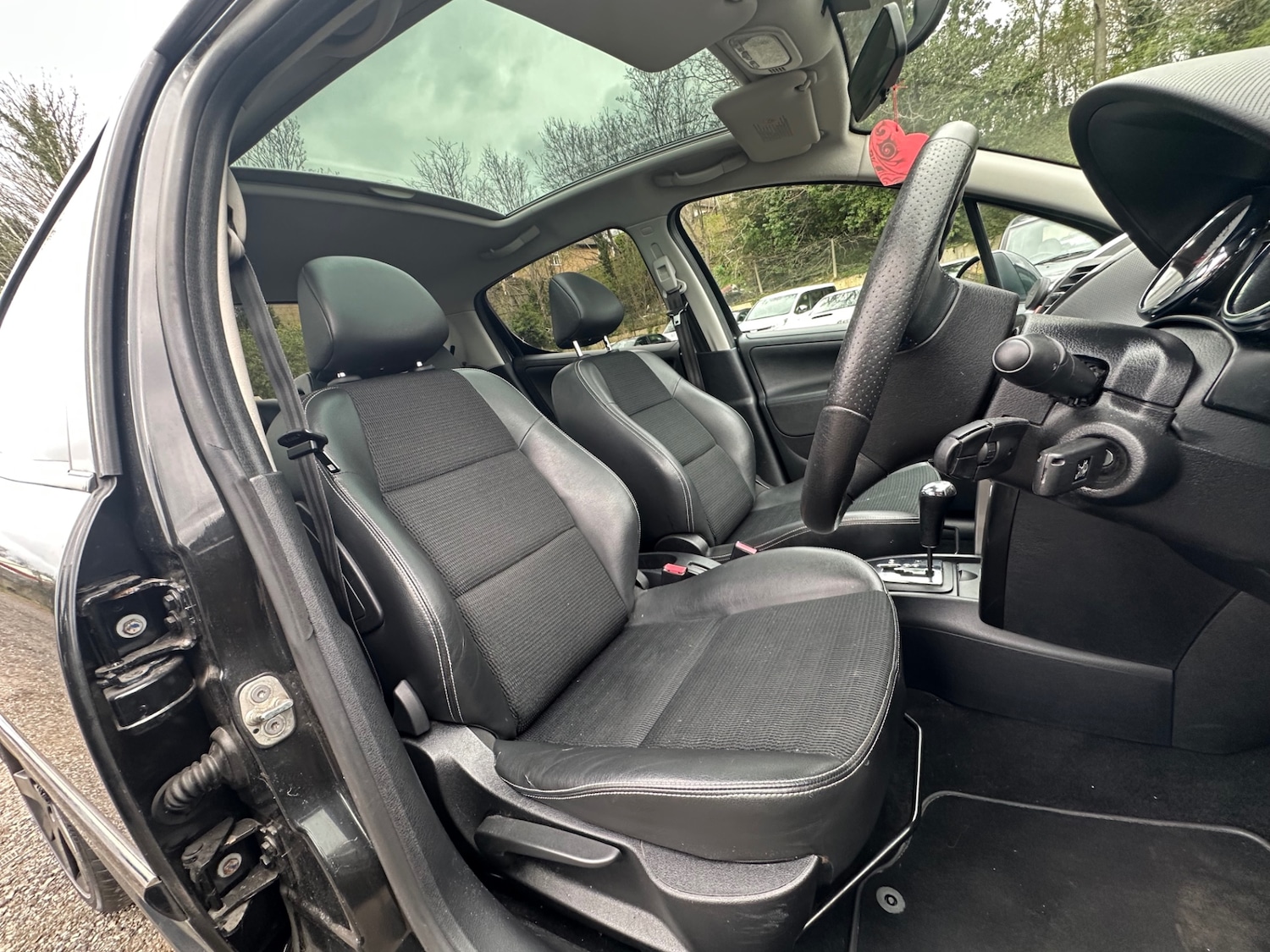 Used Peugeot 207 2012 for sale - 78061701: Photo 24