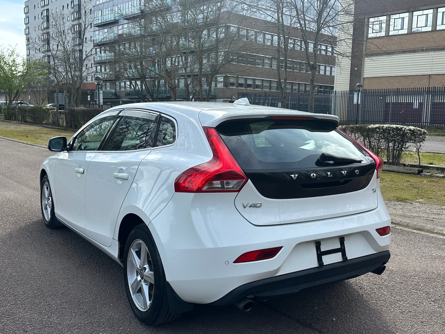 Used Volvo V40 2015 for sale - 77818721: Photo 14