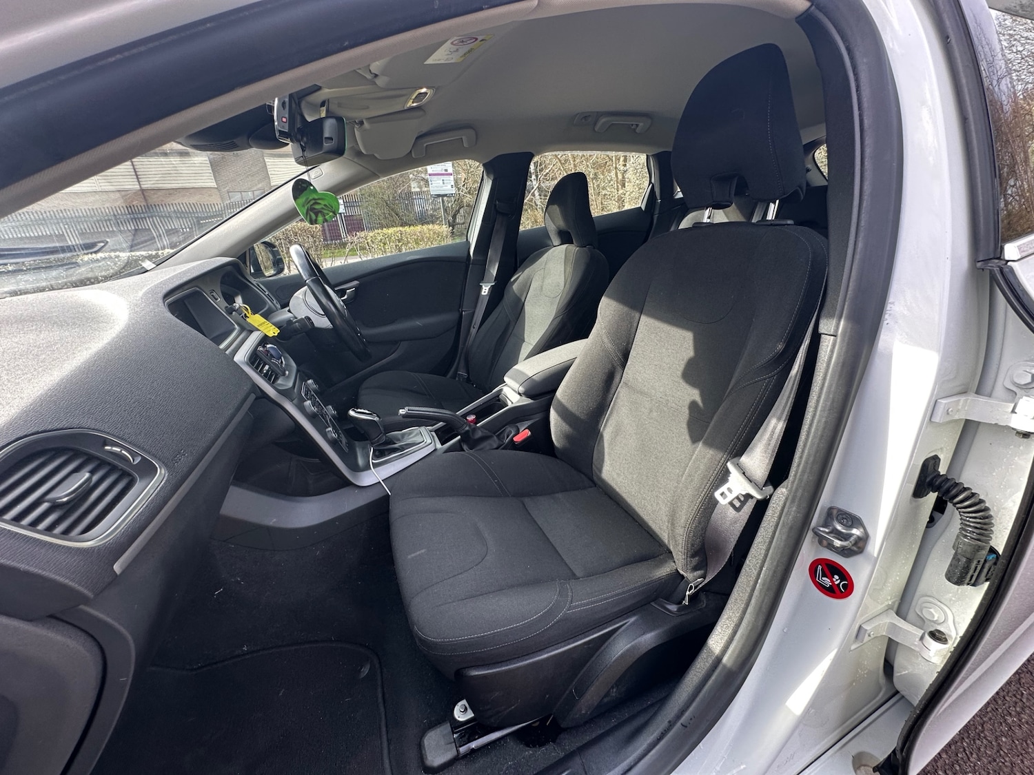 Used Volvo V40 2015 for sale - 77818721: Photo 18