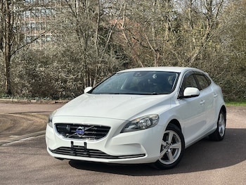 Used Volvo V40 2015 for sale - 77818721: Photo