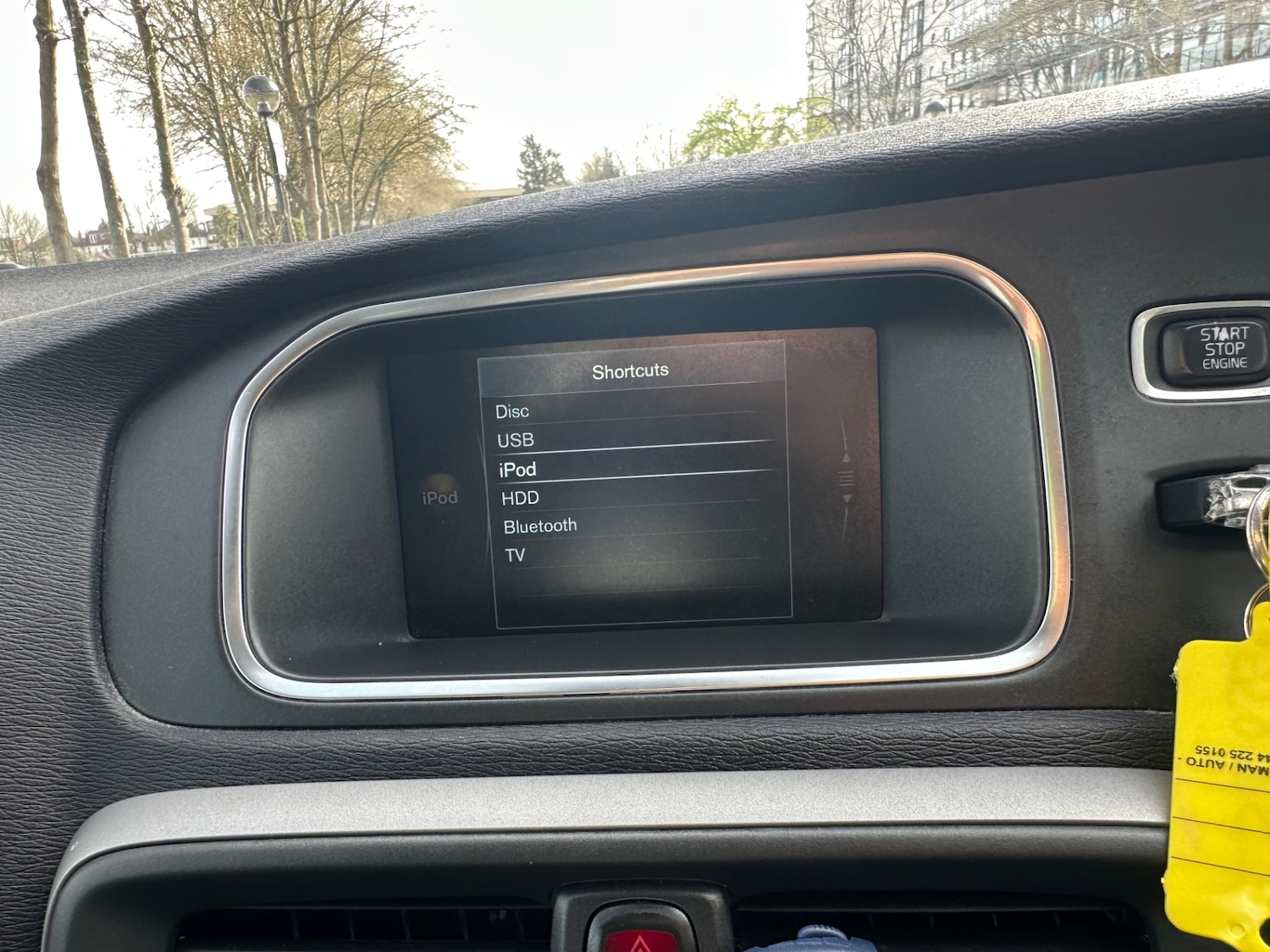 Used Volvo V40 2015 for sale - 77818721: Photo 30