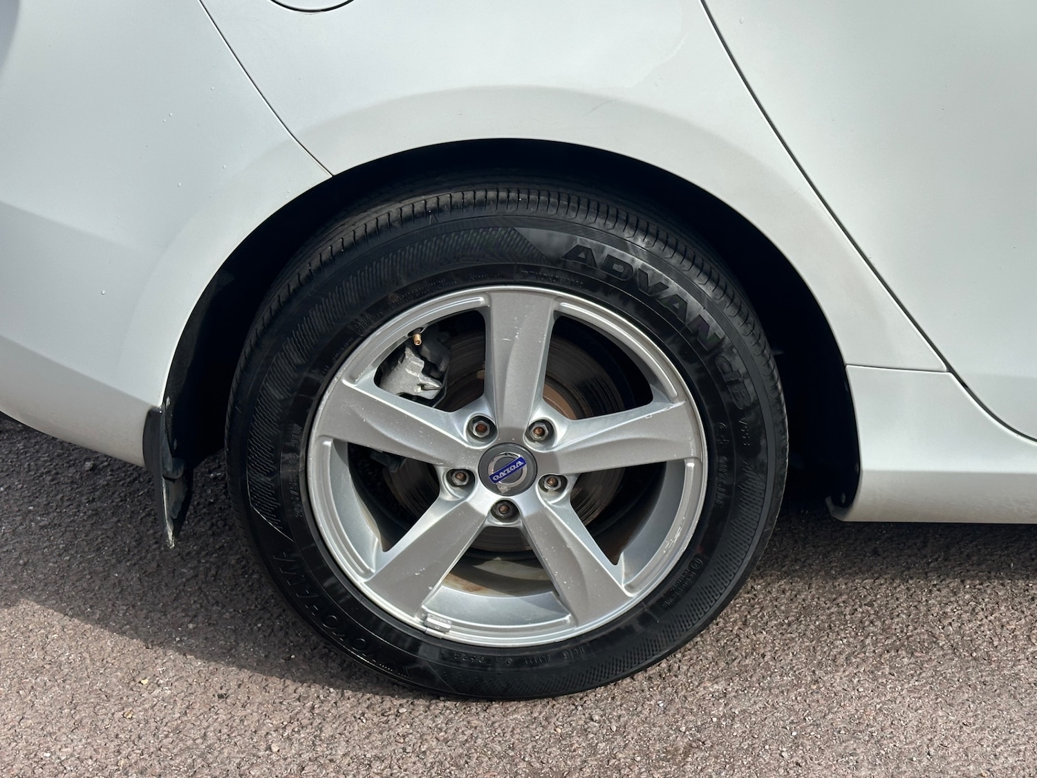 Used Volvo V40 2015 for sale - 77818721: Photo 34