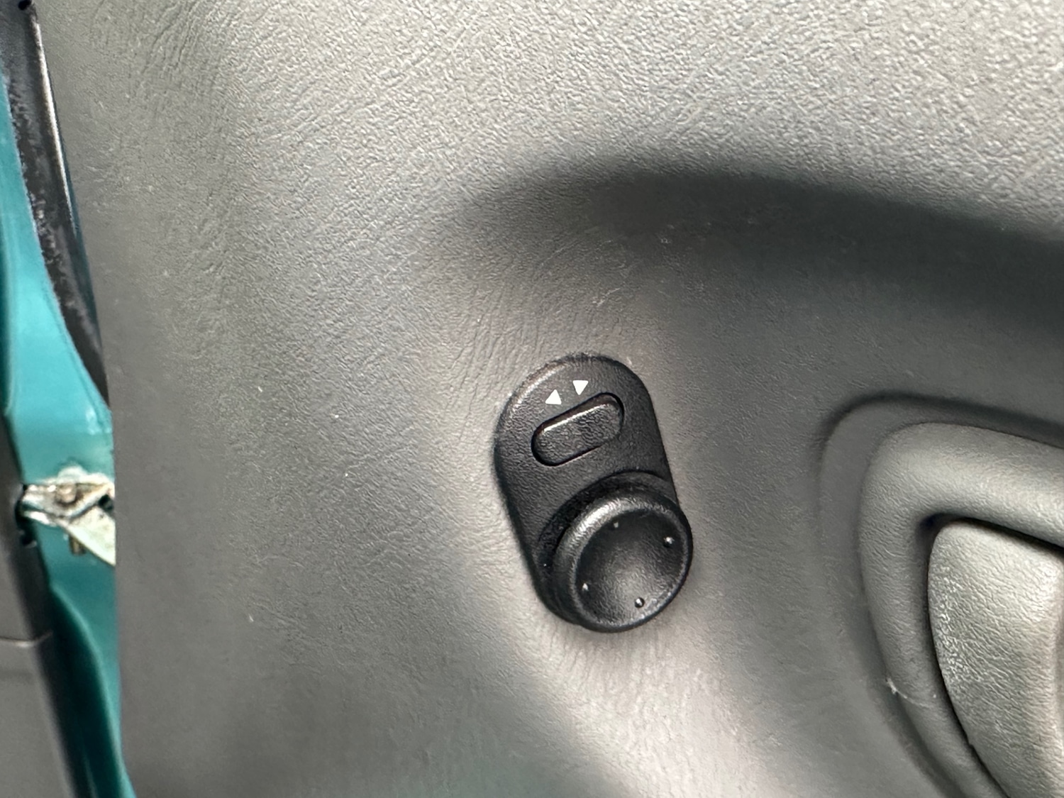 Used Suzuki Wagon R 2001 for sale - 77006305: Photo 27