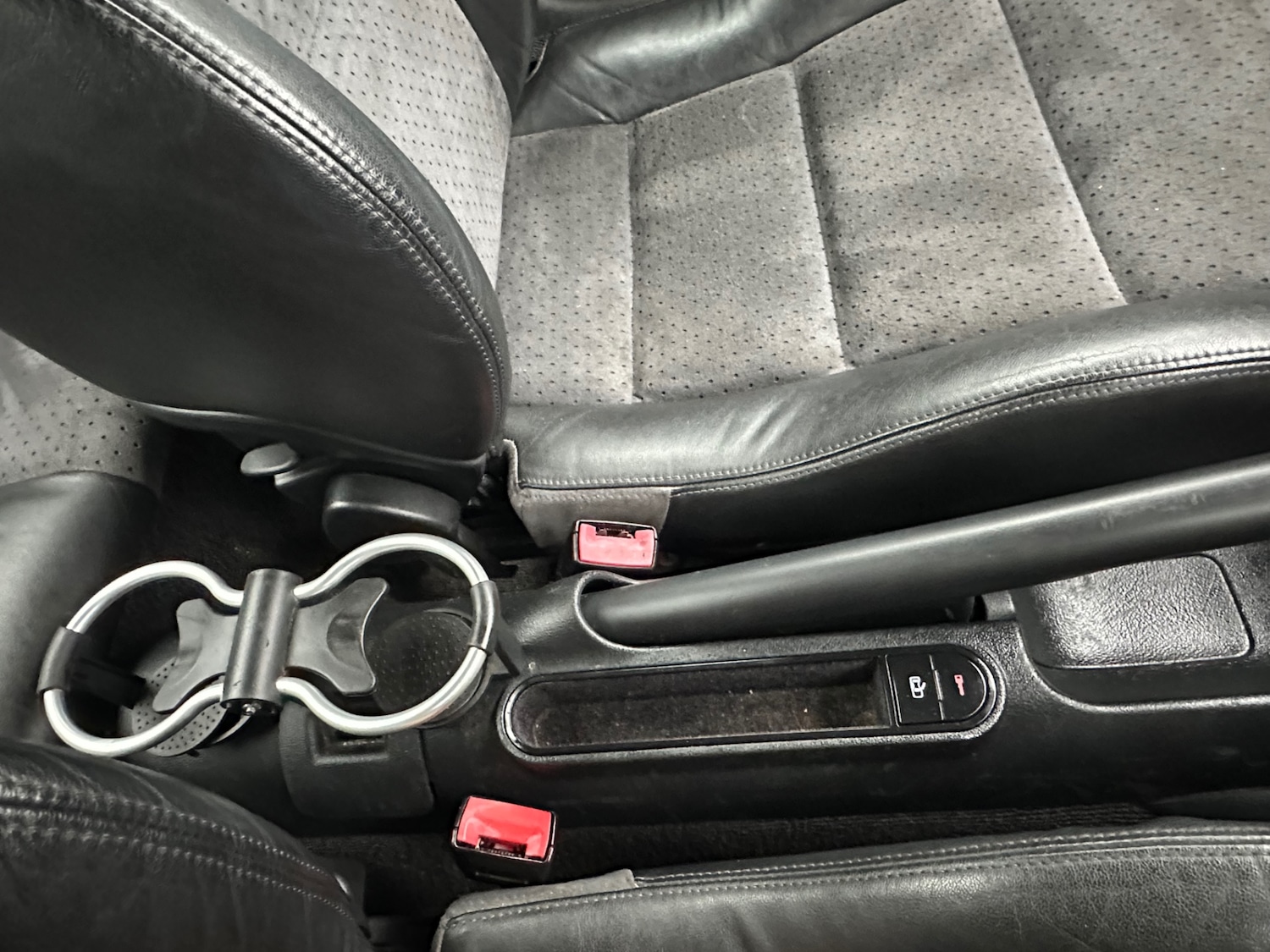 Used Audi TT 2001 for sale - 77681451: Photo 33