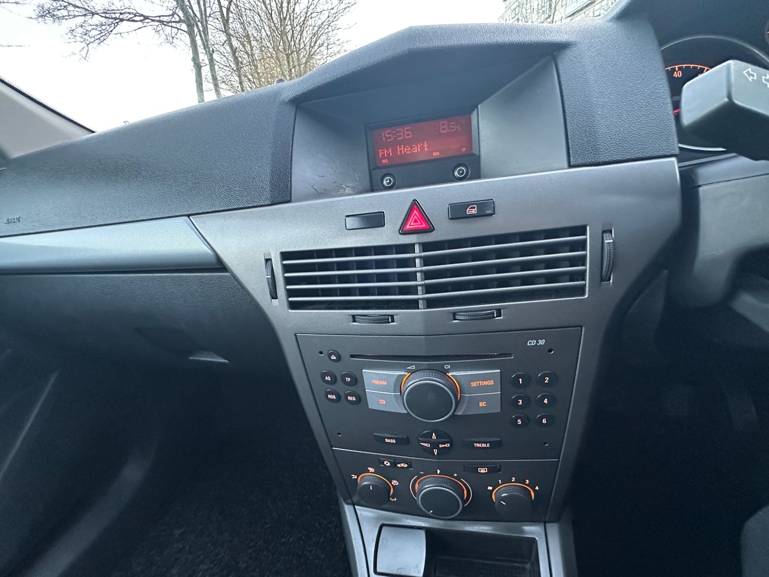 Used Vauxhall Astra 2005 for sale - 77006204: Photo 32