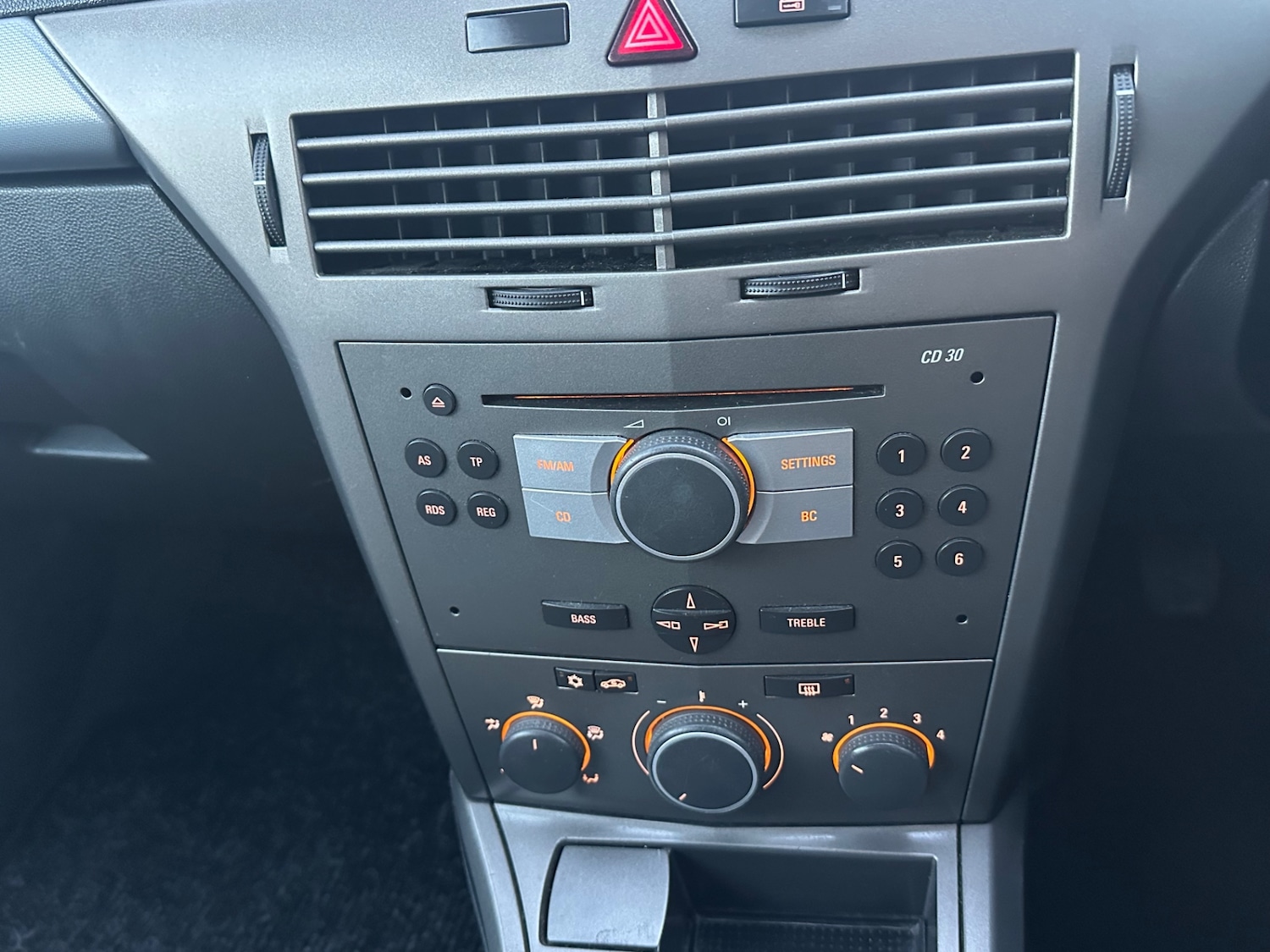 Used Vauxhall Astra 2005 for sale - 77006204: Photo 33