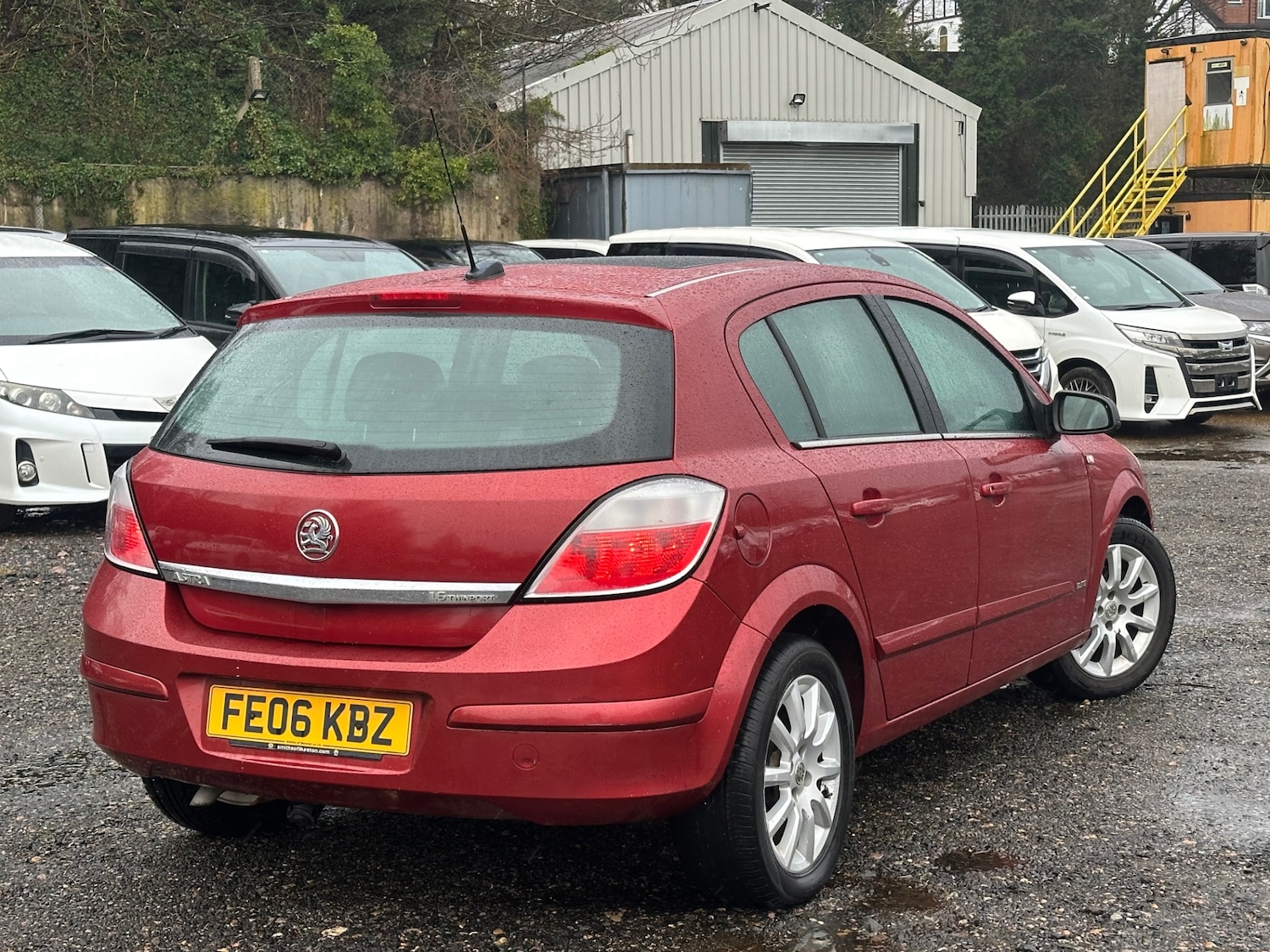 Used Vauxhall Astra 2006 for sale - 77272399: Photo 3