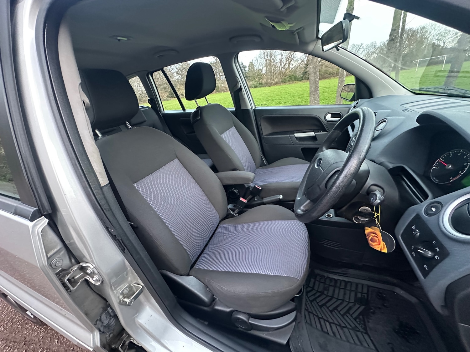 Used Ford Fusion 2006 for sale - 77236829: Photo 25