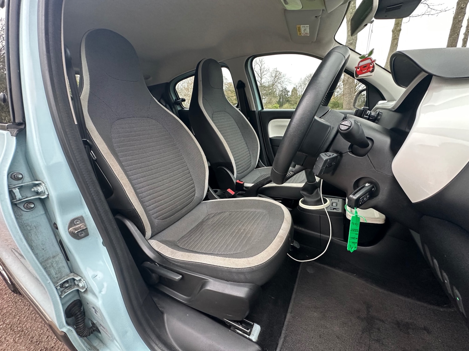 Used Renault Twingo 2015 for sale - 77848385: Photo 17