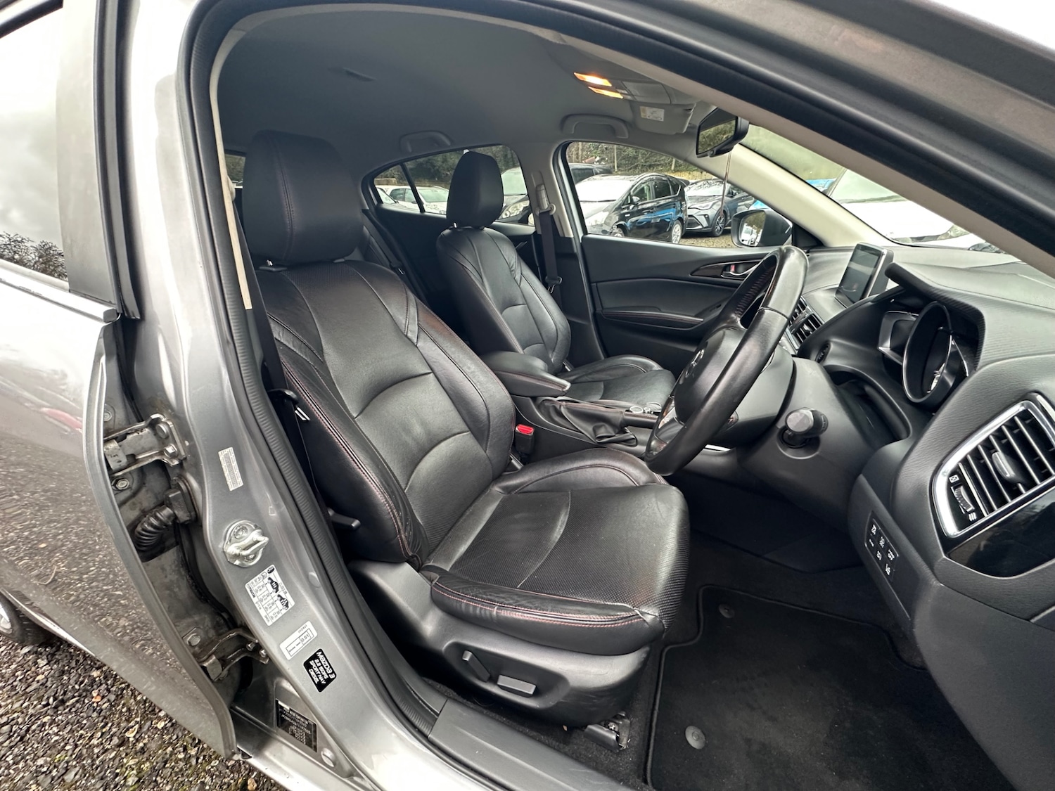 Used Mazda Mazda3 2015 for sale - 77297328: Photo 28